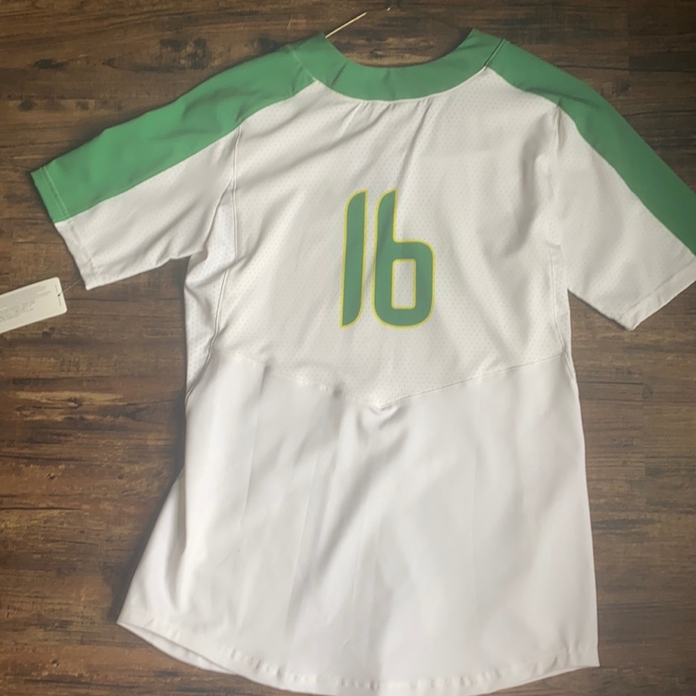 Women’s Nike NCAA Oregon ducks Nike jersey - Picture 4 of 4